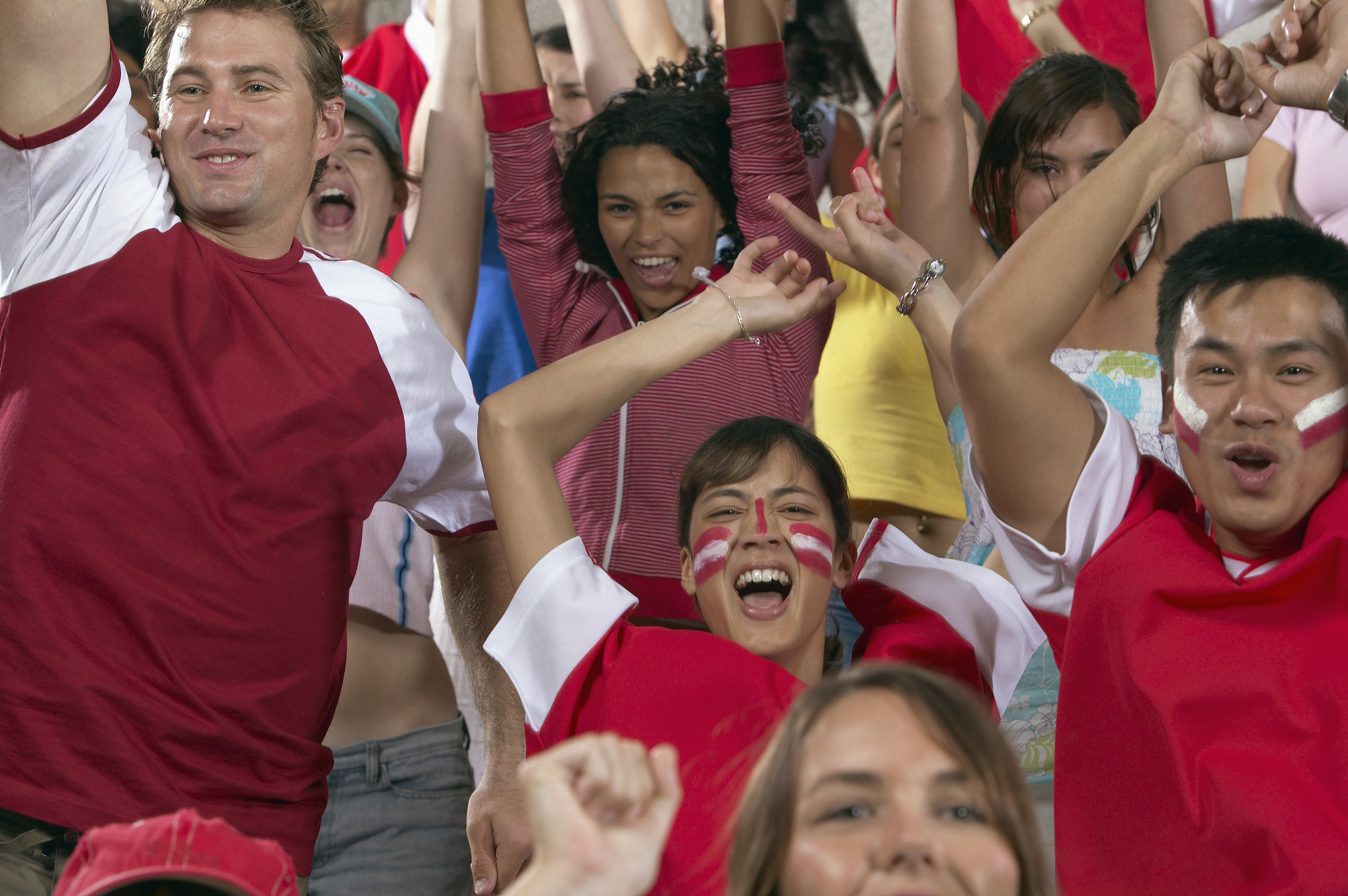 葡萄牙比赛最后时刻球迷冲场大四喜